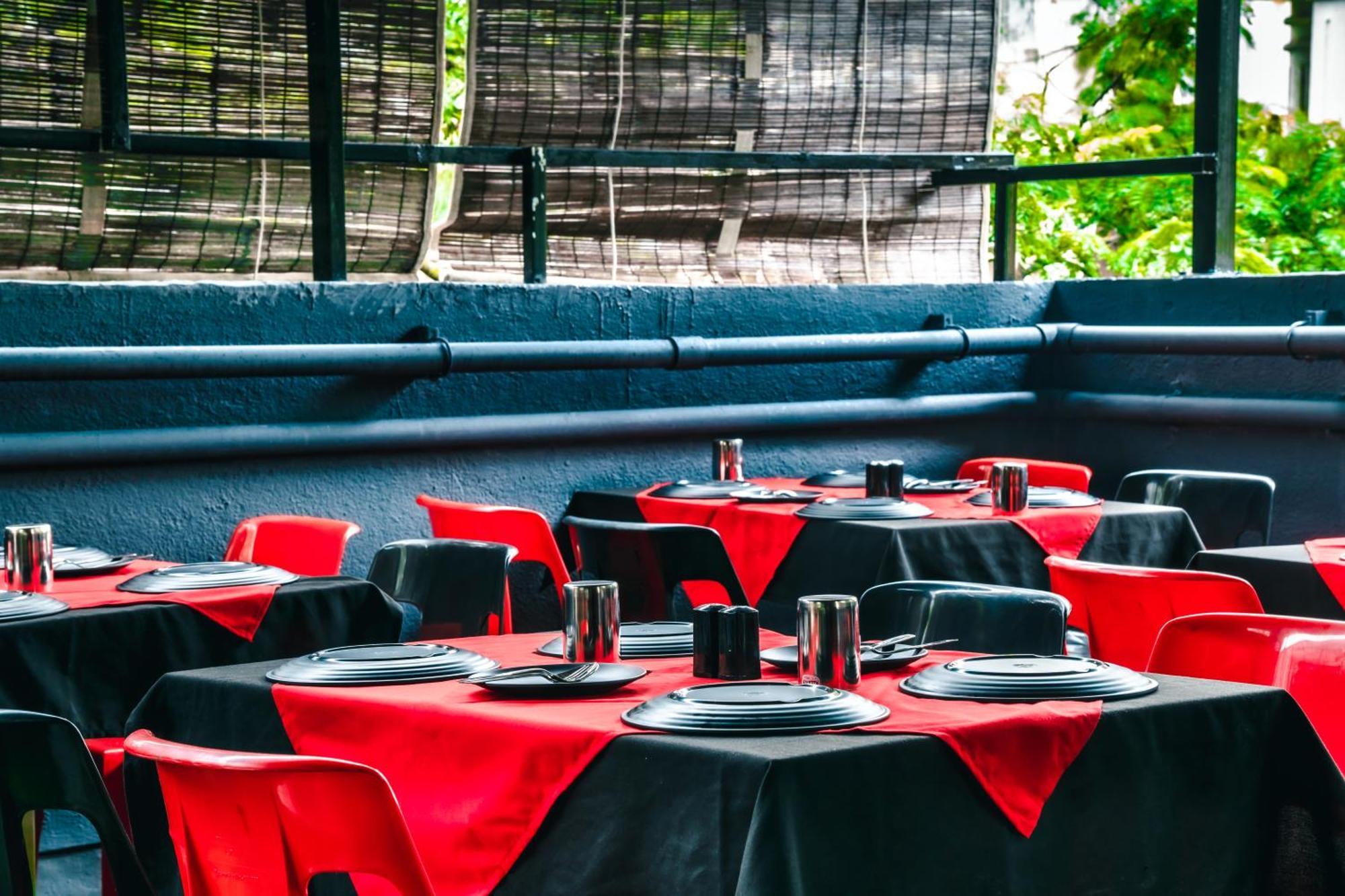 Treebo Serenity Inn, Koregaon Park Pune Zewnętrze zdjęcie
